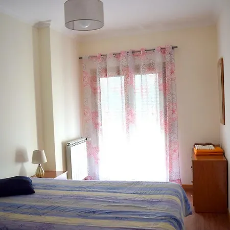 R. Dos Galeoes Apartment Nazaré